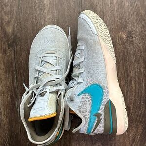 Nike Athletic Shoes Gray and Teal
